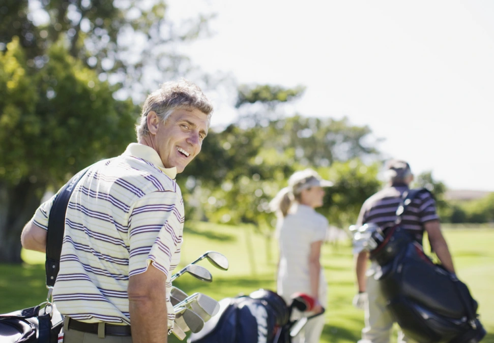 Hälsofördelar med att spela golf och hur en hälsokontroll via blodprov kan ta golfen till en ny nivå